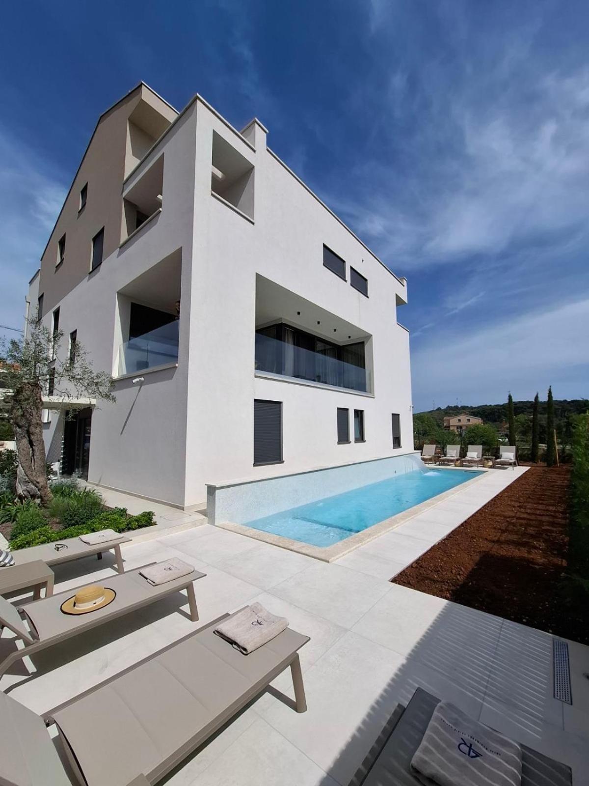 4R Royal Residence Rojnic Rovinj Exterior photo